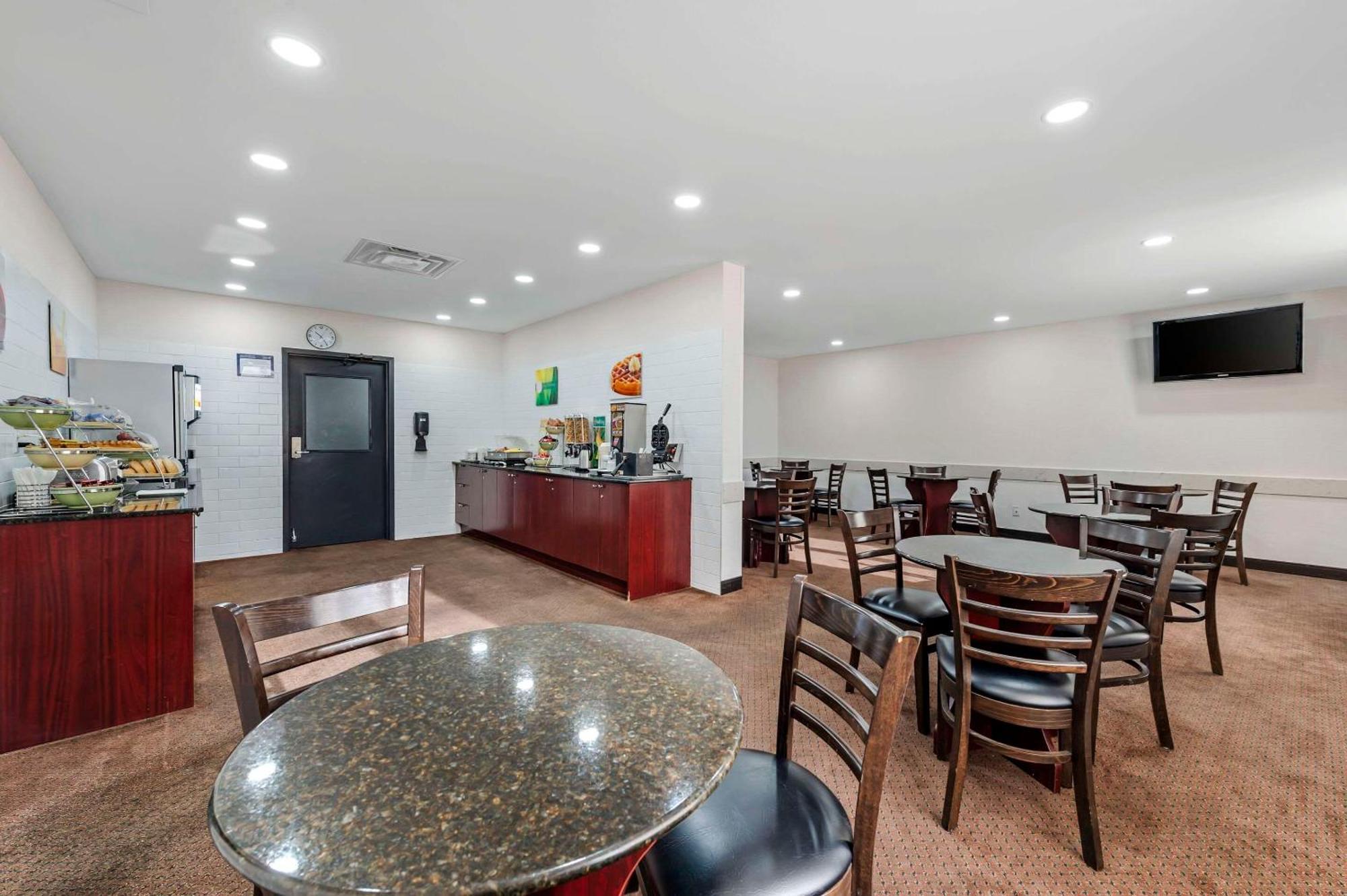 Quality Inn Оттава Екстер'єр фото